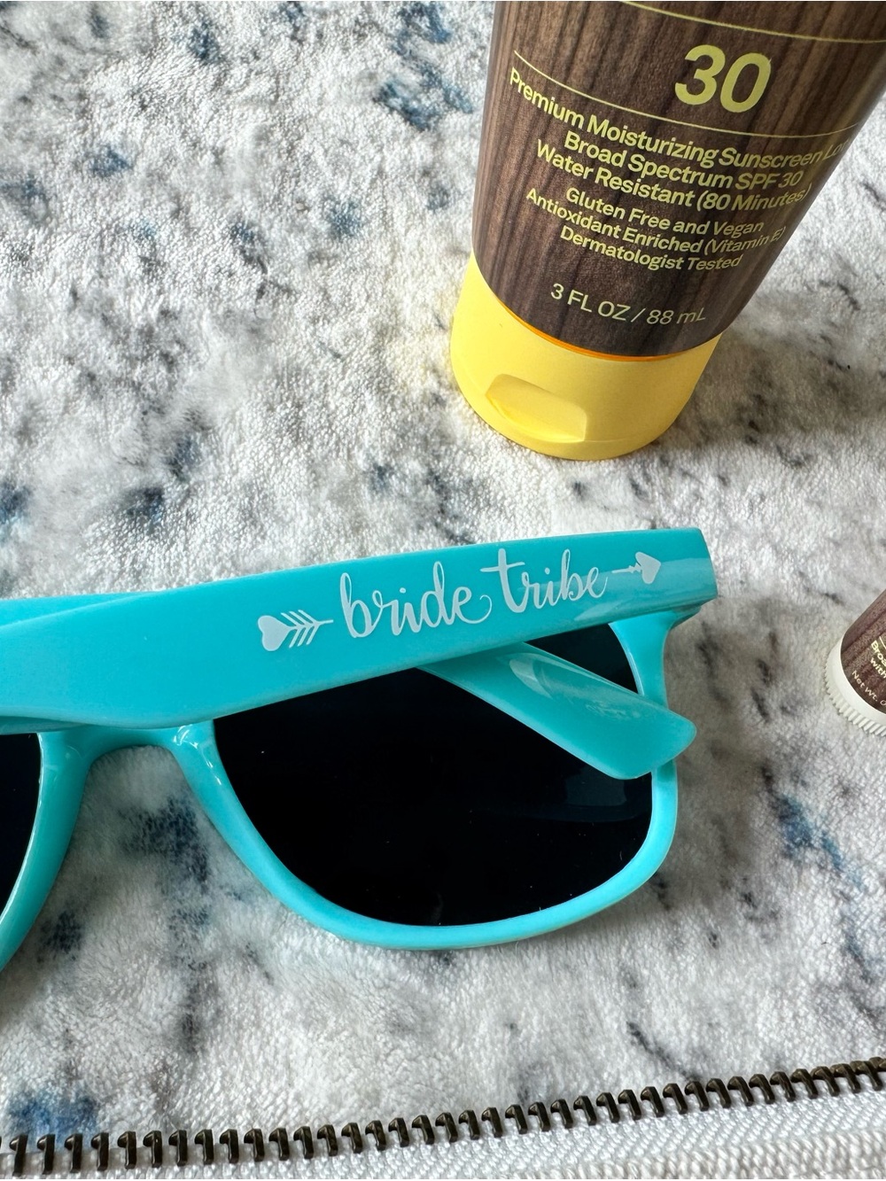 Good Vibes Only Canvas Pouch - With Sun Care Essentials - Picture 3 of 4